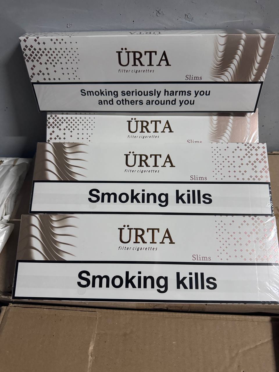 Urta white slims 1 Urta white slims