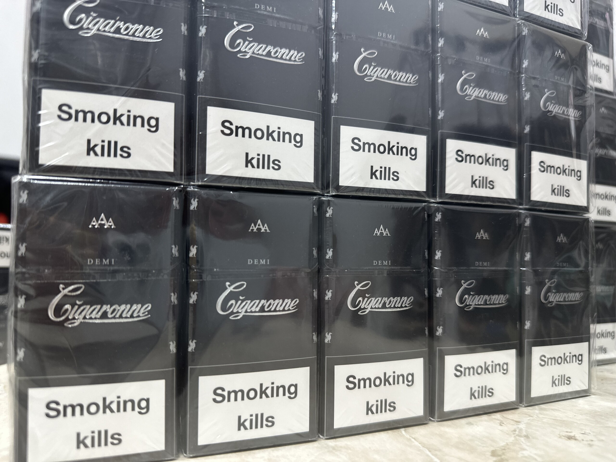Cigaronne Demi Black 1 Cigaronne Demi Black